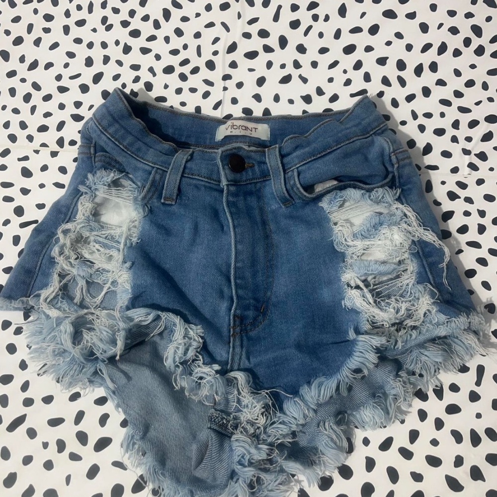 Vibrant M. I. U. High Waisted Jean shorts Fringe *Women size Small*